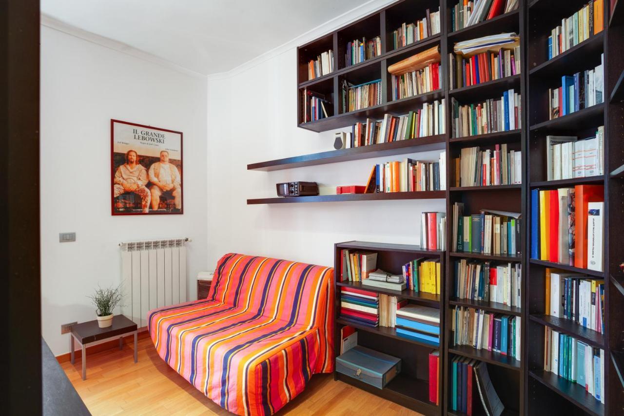 *movies & Books* Stylish House With Jacuzzi Apartament Bari
